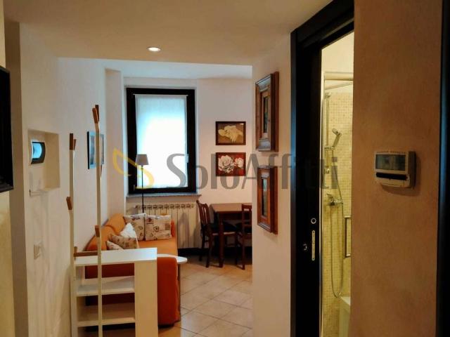 Bilocale buono stato, piano terra, Casbeno, Varese
