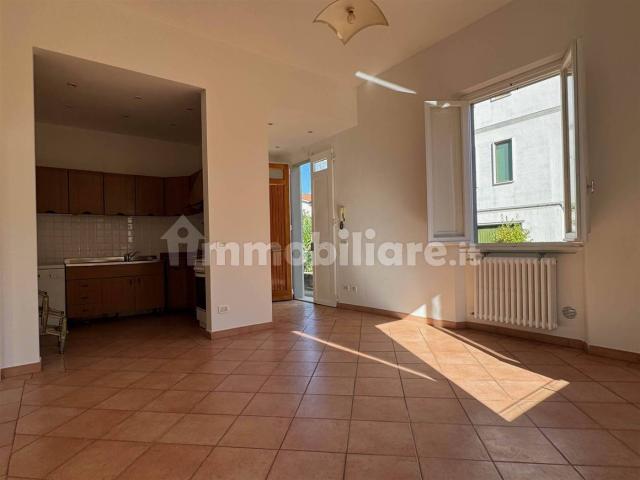 Bilocale buono stato, piano terra, Grassina, Bagno a Ripoli
