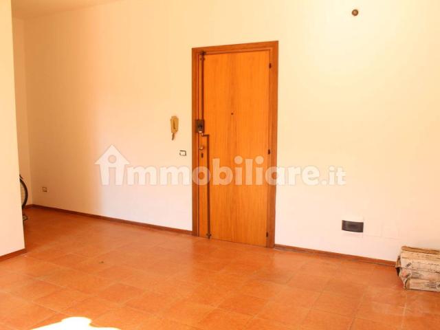 Bilocale buono stato, piano terra, Lugo