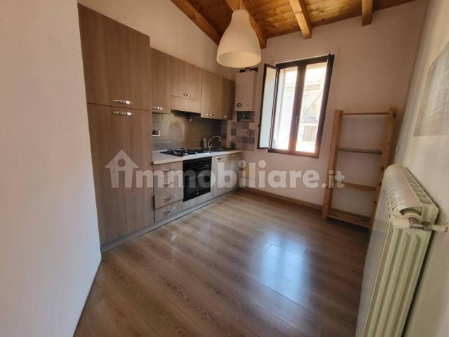 Bilocale buono stato, primo piano, Centro Storico, Benevento