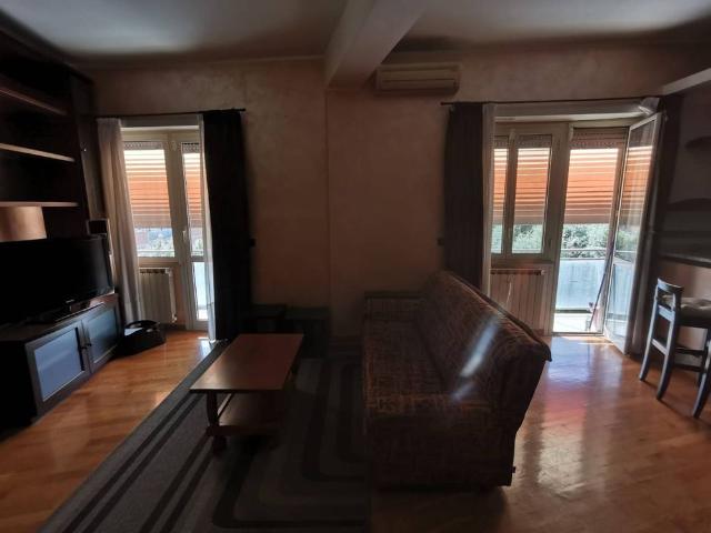 Bilocale buono stato, primo piano, Monte Mario Trionfale, Roma
