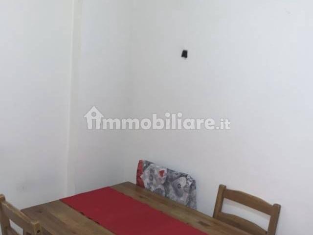 Bilocale buono stato, primo piano, Molo, Genova