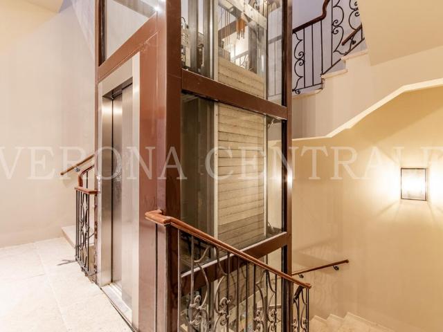Bilocale completamente Ristrutturato in Palazzo Ravignani Benini Veronetta