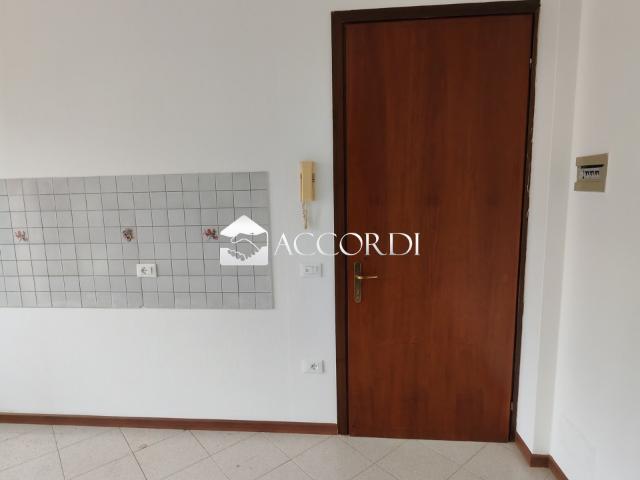 Bilocale con box a Asolo