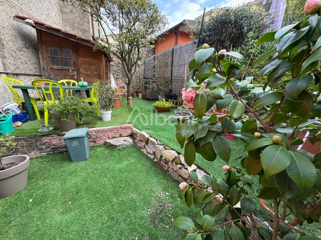 Bilocale con giardino a Lerici