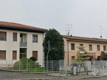 Bilocale con posto auto a Besana in Brianza