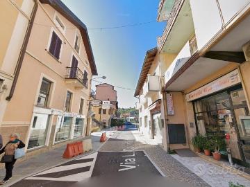Bilocale con posto auto a Lavena Ponte Tresa