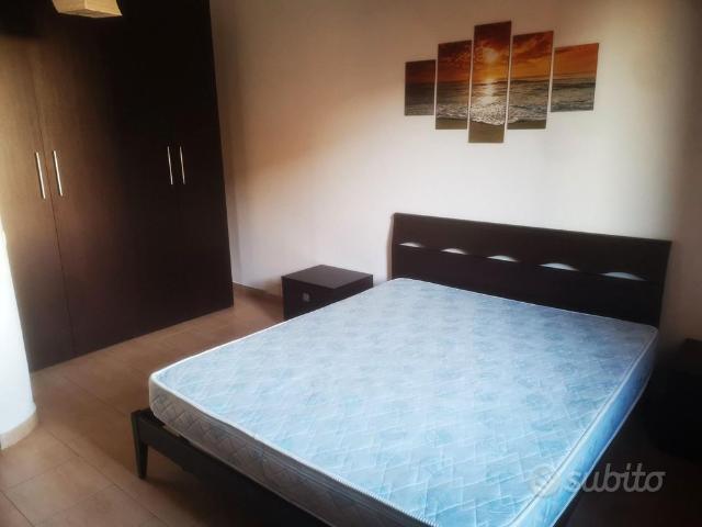 Bilocale con terrazzo