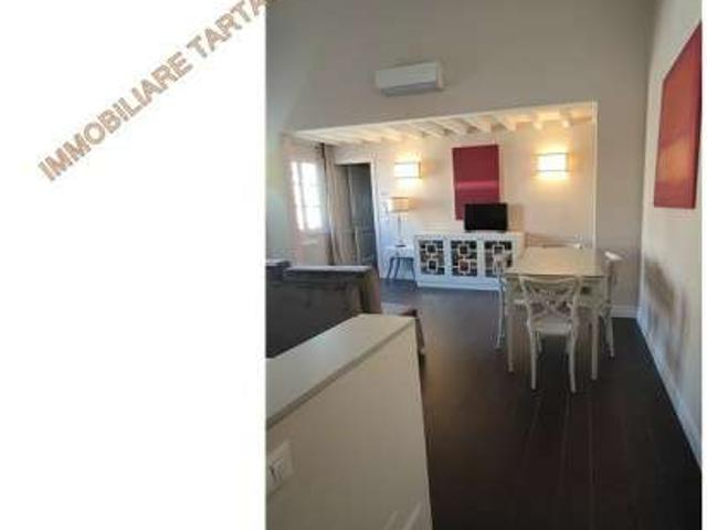 Bilocale con terrazzo Centro storico