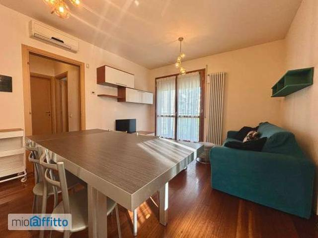 Bilocale con terrazzo Certosa, quarto oggiaro, villa pizzone
