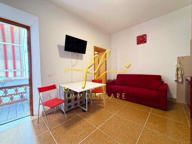 Bilocale con terrazzo a Cecina