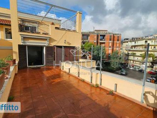 Bilocale con terrazzo Arenella