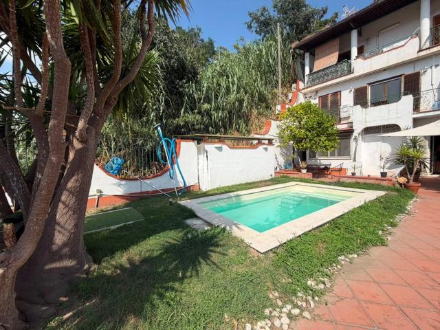 Bilocale con terrazzo e piscina Uso Transitorio
