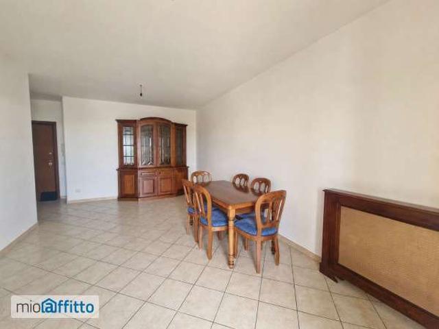 Bilocale con terrazzo Trieste, salario