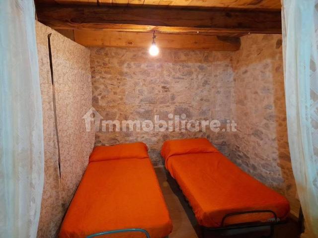 Bilocale corso Umberto I 102, Centro, Badolato