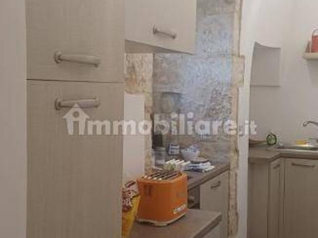 Bilocale corso Umberto I 38, Santo Spirito, Bari