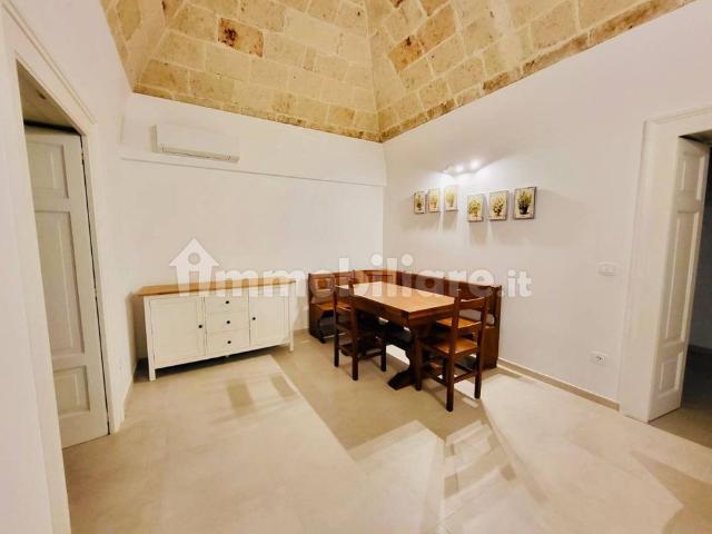 Bilocale corso Umberto I 9, Santo Spirito, Bari