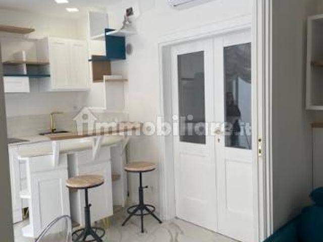 Bilocale corso Amedeo di Savoia Duca d'Aosta 239, Stella Materdei, Napoli