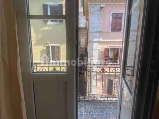 Bilocale corso Giuseppe Mazzini 24, Centro, Osimo