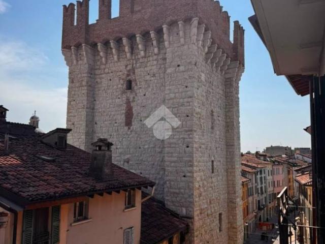 Bilocale corso Goffredo Mameli 62, Loggia Garibaldi, Brescia
