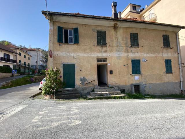 Bilocale da ristrutturare a Urbe