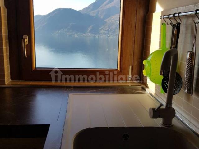 Bilocale frazione Oro Atta 32, Centro, Bellano