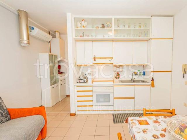 Bilocale in vendita a Colico via Case Nuove 10