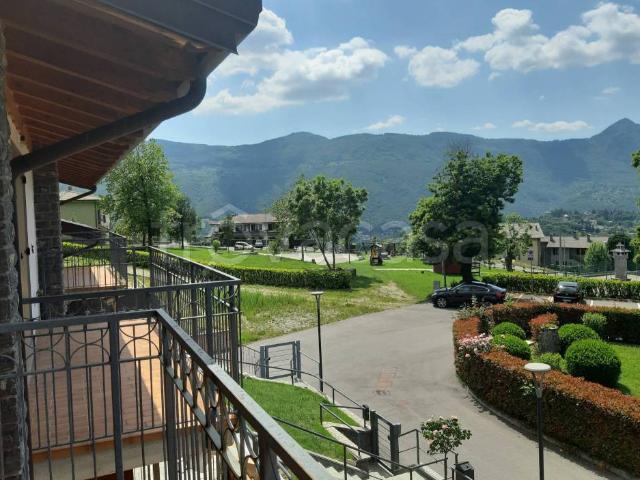 Bilocale in vendita a Corna Imagna via Pianèta, 19