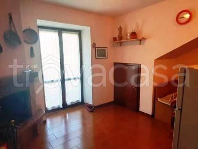 Bilocale in vendita a Cornalba via Ronchi, 39