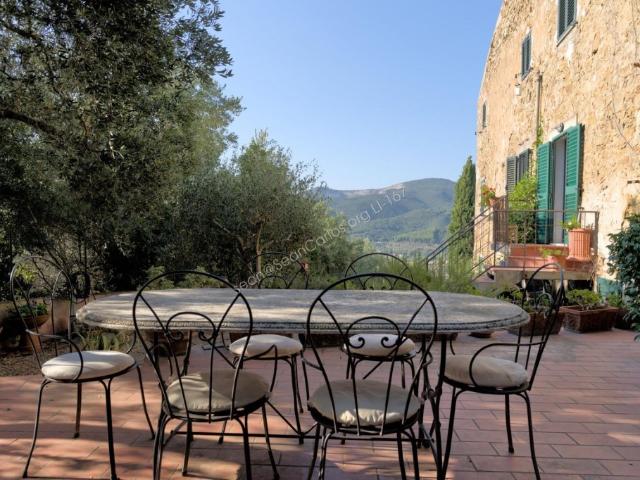 Bilocale in vendita a Campiglia Marittima via Francesco Dini 26