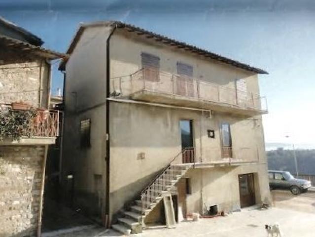 Bilocale in vendita a Castagnola, Giano dell'Umbria