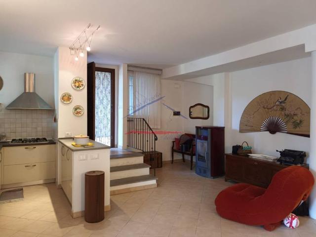 Bilocale in vendita a Castel Focognano, Castel Focognano