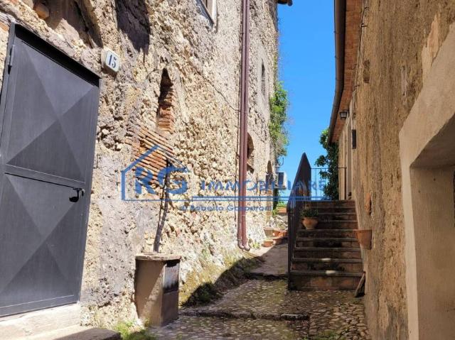 Bilocale in vendita a Castiglione in Teverina via Caprareccia