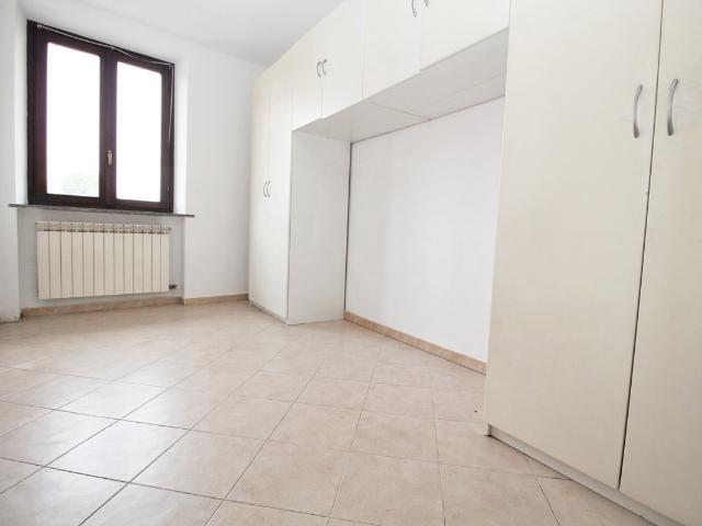 Bilocale in vendita a Gorla Minore