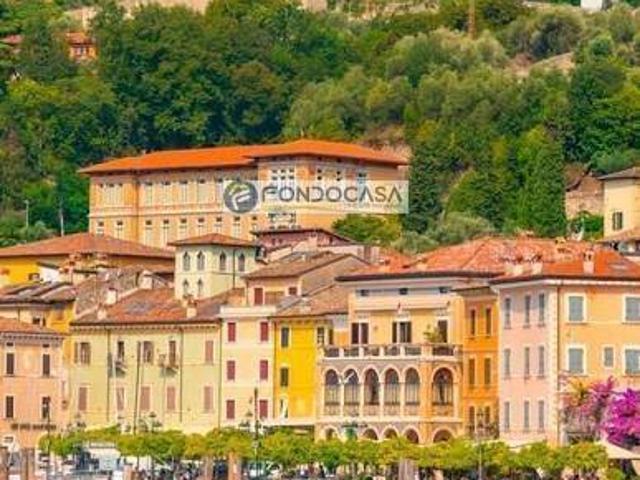 Bilocale in vendita a Gargnano via Valle