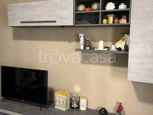 Bilocale in vendita a Giaveno viale Regina Elena, 15