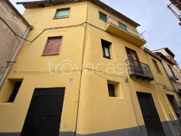 Bilocale in vendita a Giffoni Valle Piana via annunziata, 15