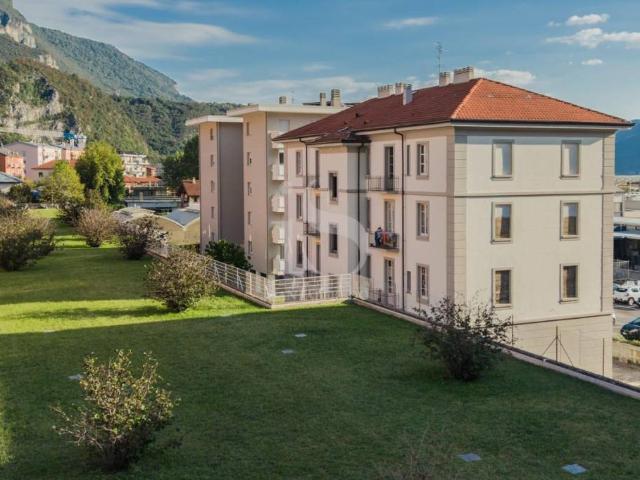 Bilocale in vendita a Lecco via alfonso la marmora,7, Acquate