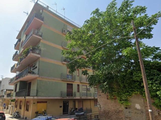 Bilocale in vendita a Messina via Cola Camuglia