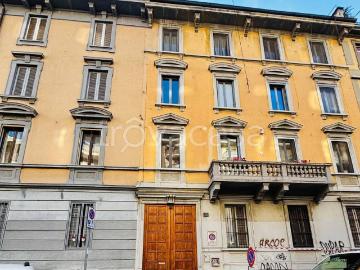 Bilocale in vendita a Milano, Corso San Gottardo