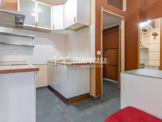 Bilocale in vendita a Milano piazza Andrea Schiavone 6, Bovisa