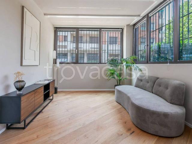 Bilocale in vendita a Milano via Tolmezzo, 3, Udine