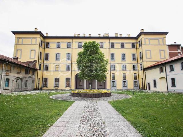 Bilocale in vendita a Muggiò via don minzoni, 8
