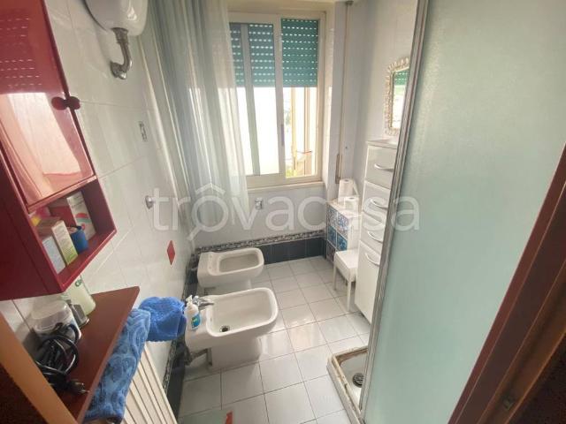 Bilocale in vendita a Napoli via Salvatore Ferrara, Bagnoli
