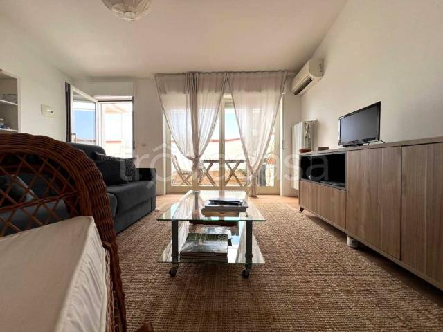 Bilocale in vendita a Sant'Agata li Battiati piazza Vittorio Veneto