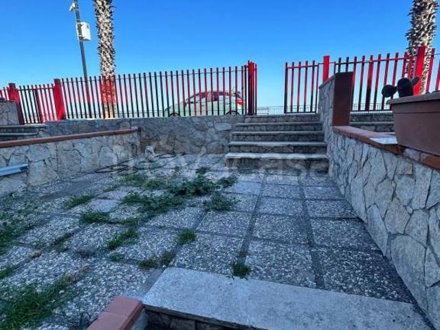 Bilocale in vendita a Sant'Alessio Siculo via Lungomare, 74