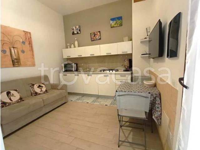 Bilocale in vendita a Palermo, Acquasanta