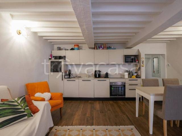 Bilocale in vendita a Parma, Centro Storico