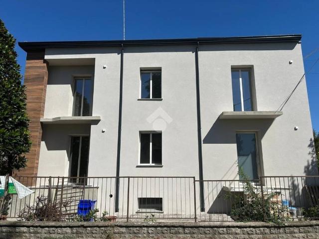 Bilocale in vendita a Parma via Edmondo de amicis, 10, Ospedale Volturno
