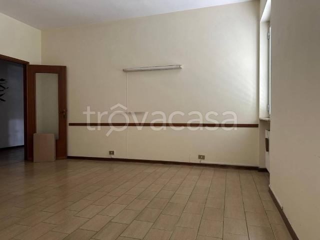 Trilocale in vendita a Piacenza via Cesare Calciati, Via Colombo
